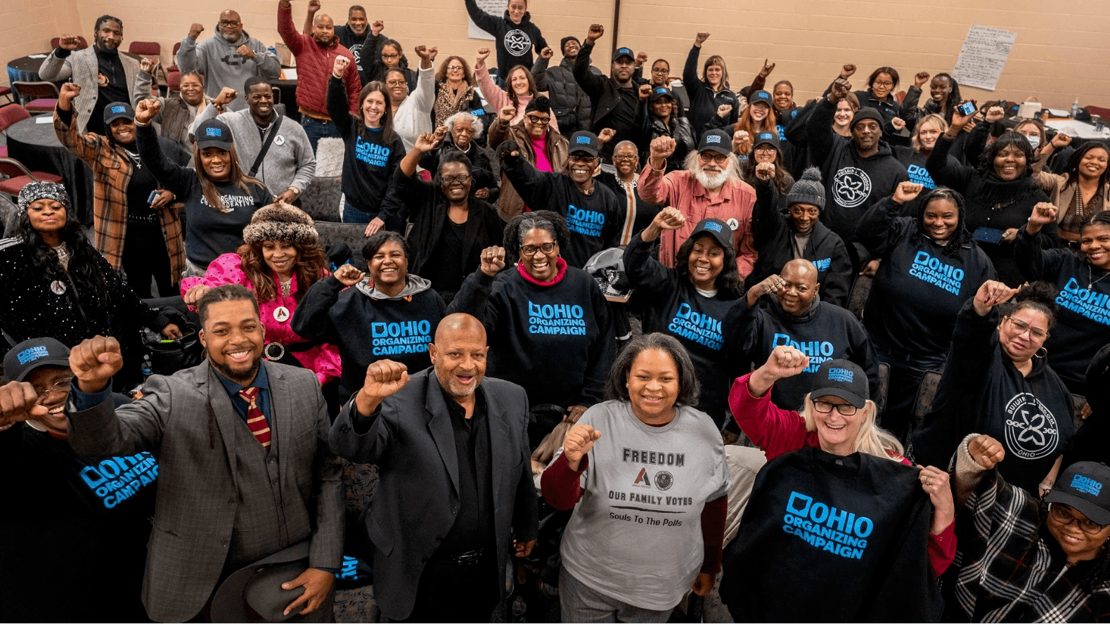 Photo: Ohio Organizing Campaign organizers.
